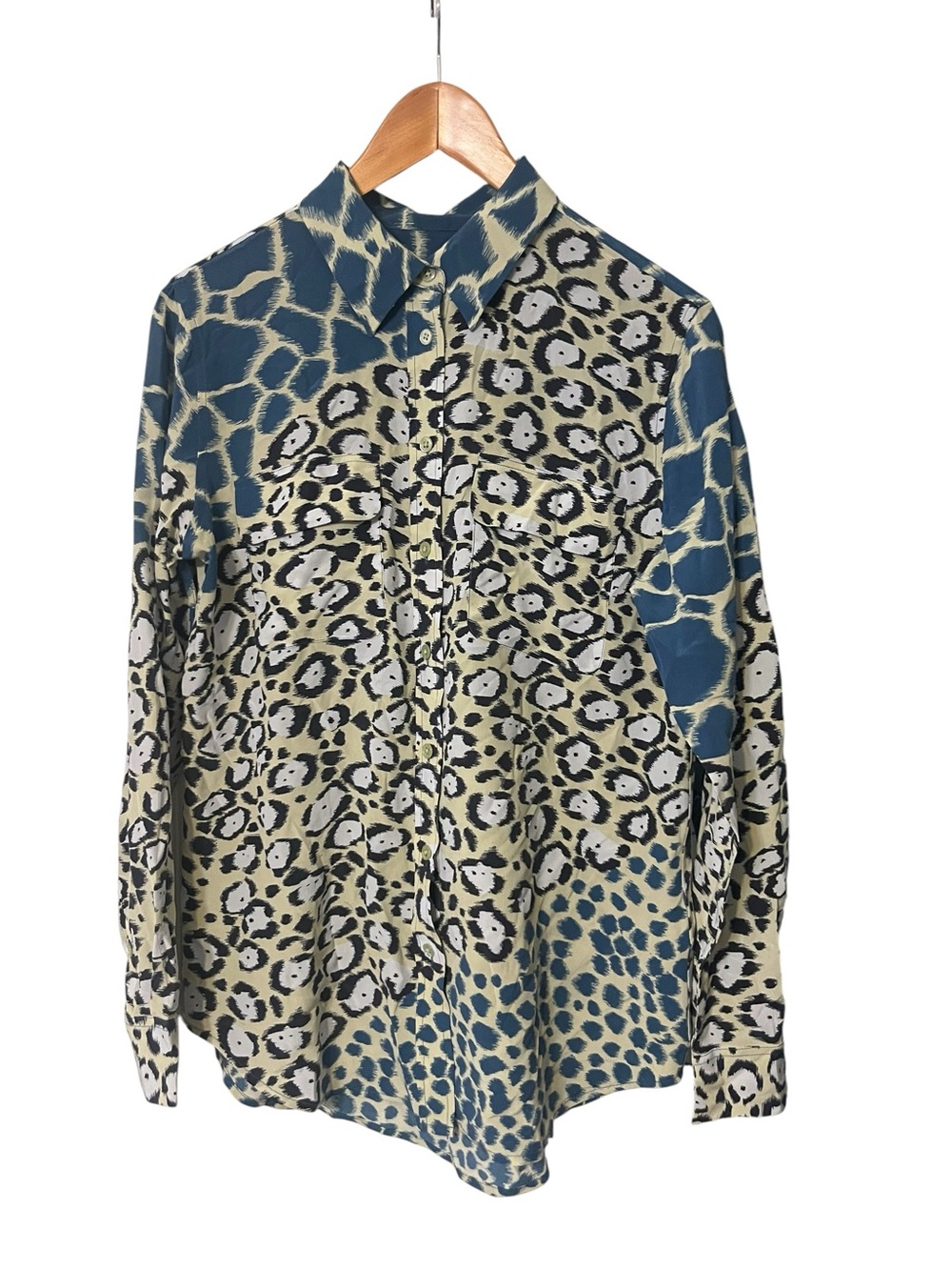 Equipment Femme Slim
Signature Silk Shirt